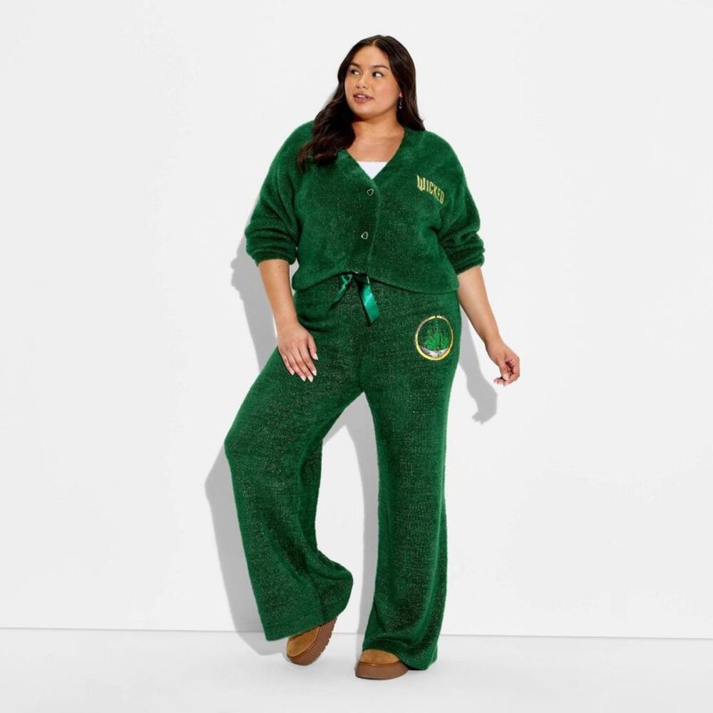 Wicked x Katie Kime Women's Graphic Sweater Pants - Emerald Green 2X